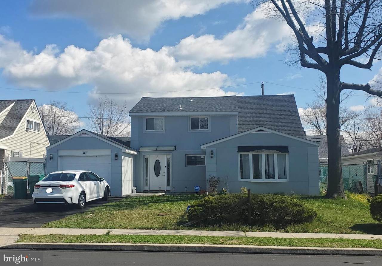17 Goldenridge Drive - Photo 1