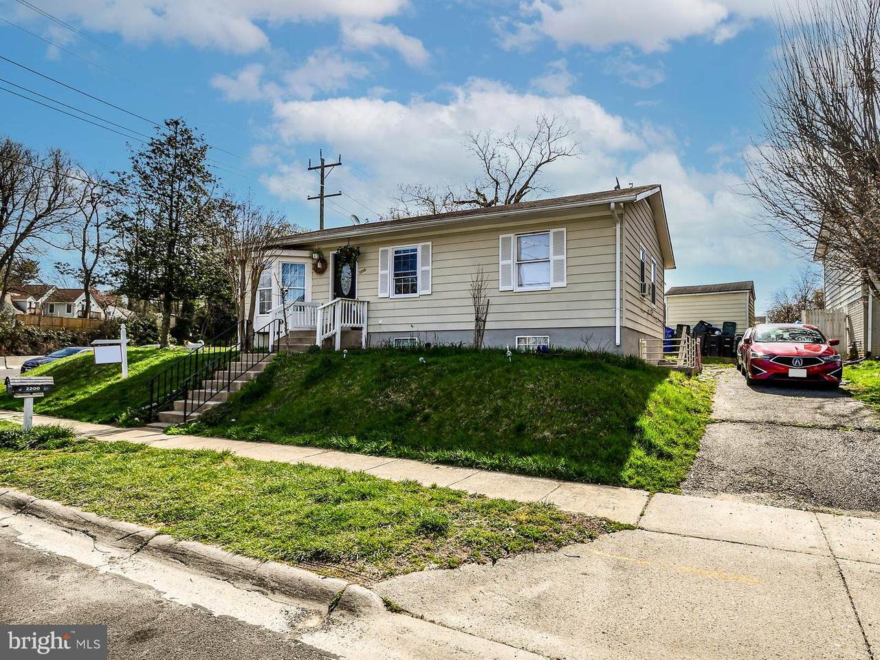 2200 Michigan Avenue - Photo 1