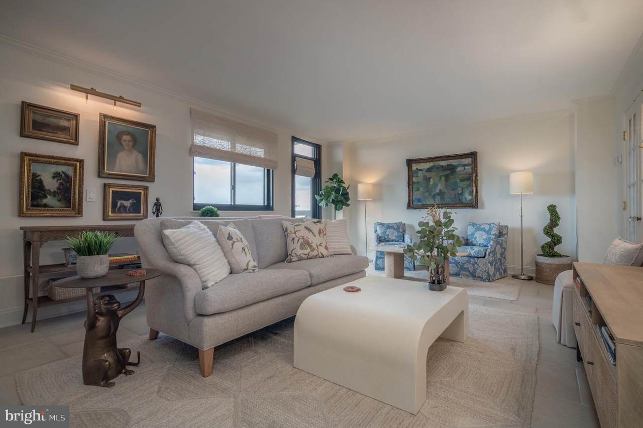 801 Pitt Street - Photo 1