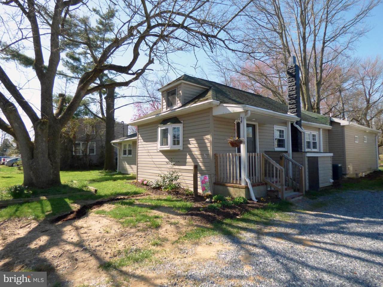 31 Lakeview Avenue - Photo 1