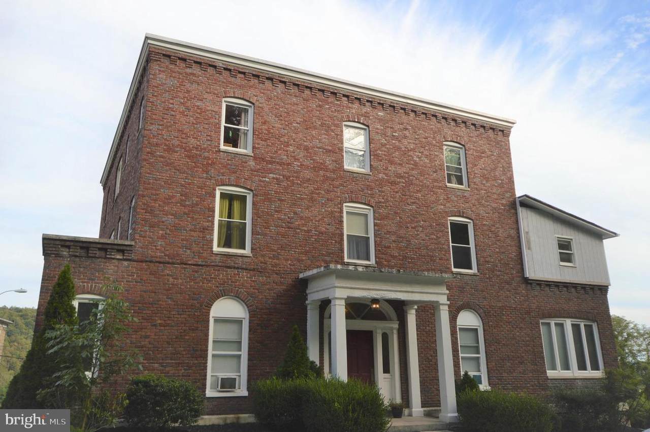 609 Piedmont Avenue - Photo 1