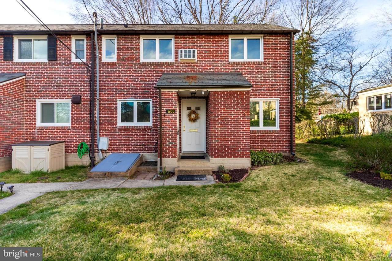 60-J Crescent Road - Photo 1
