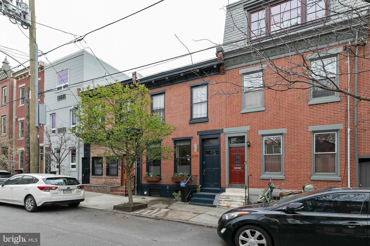 2526 Brown Street - Photo 1