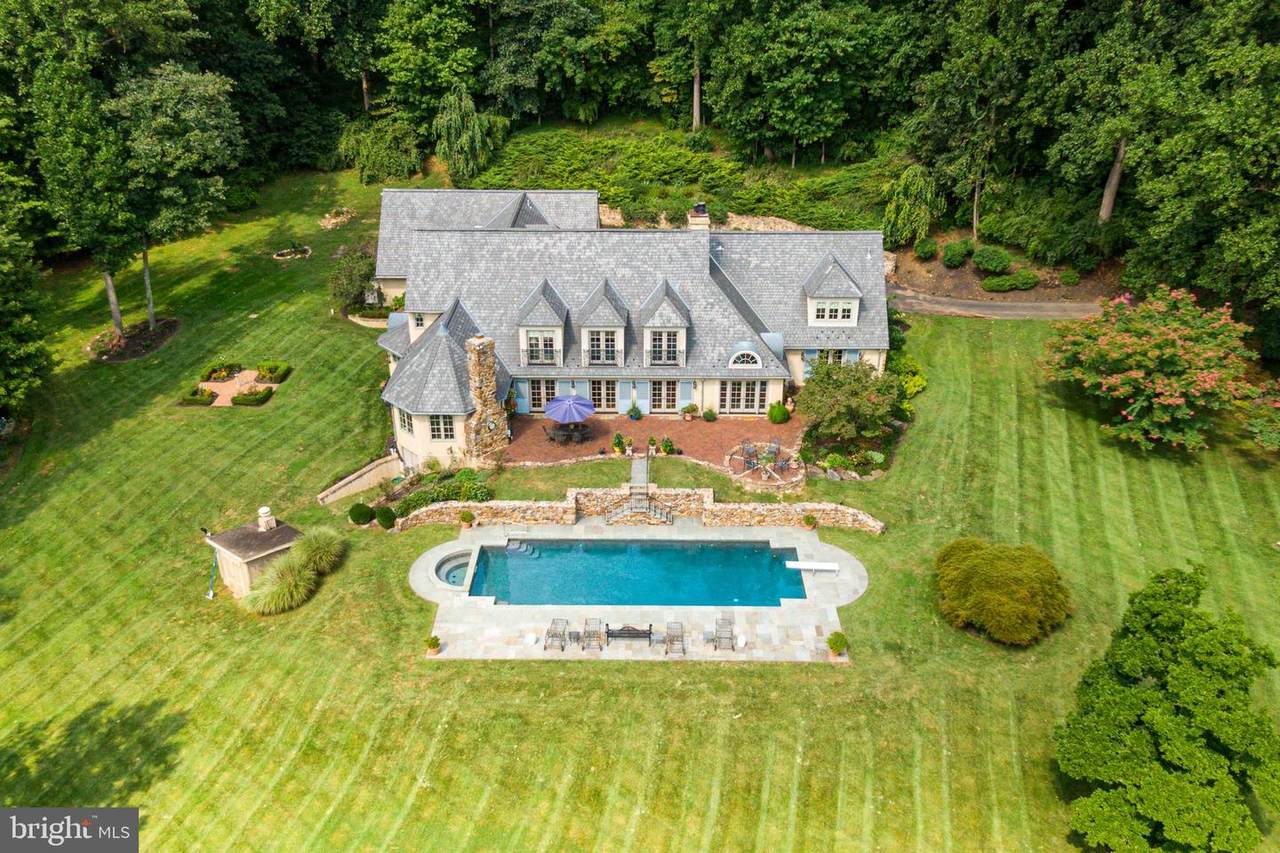 12 Hunt Club Lane - Photo 1