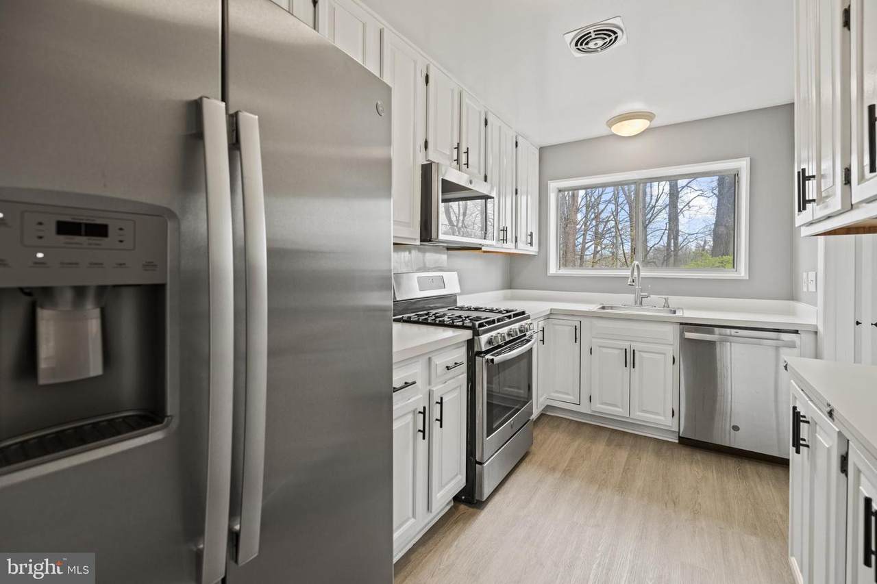 10613 Montrose Avenue - Photo 1