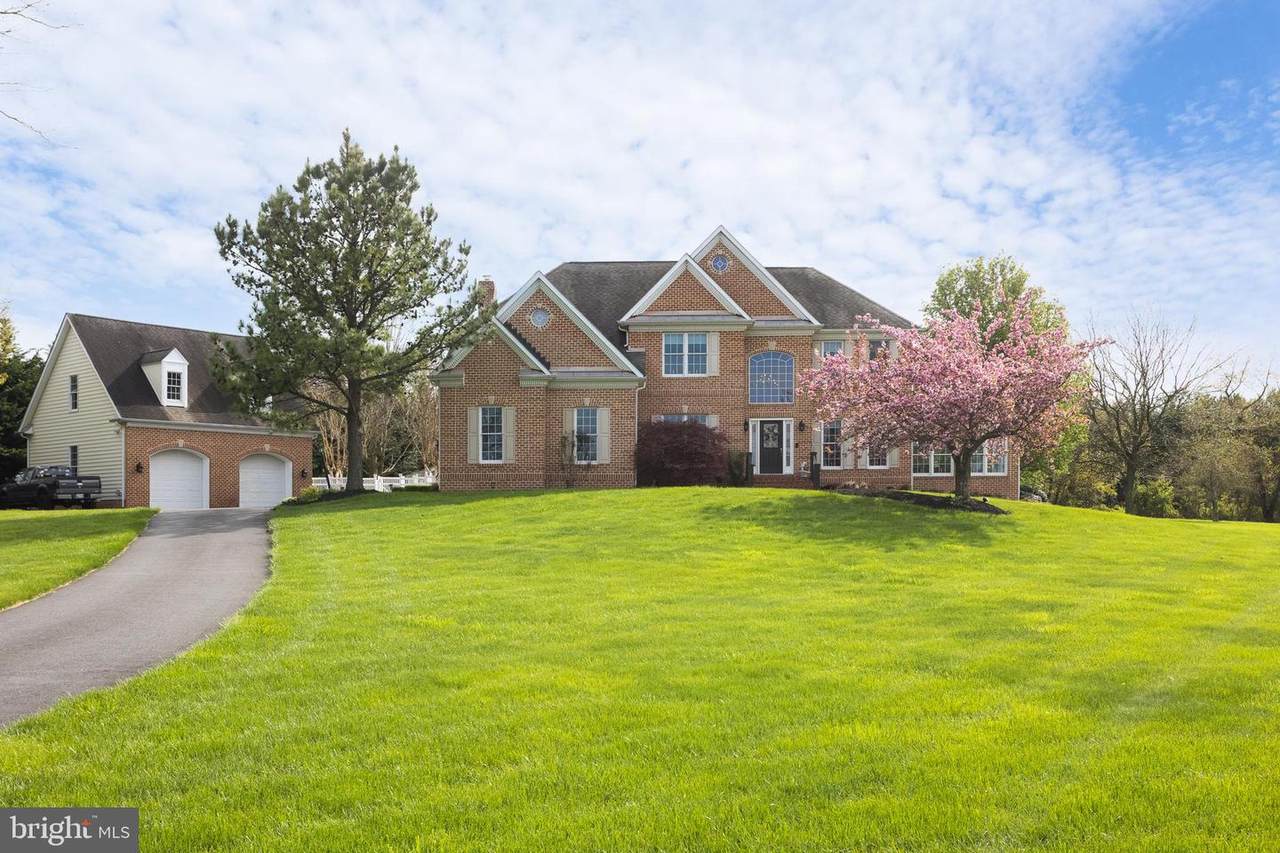 102 Country View Court - Photo 1