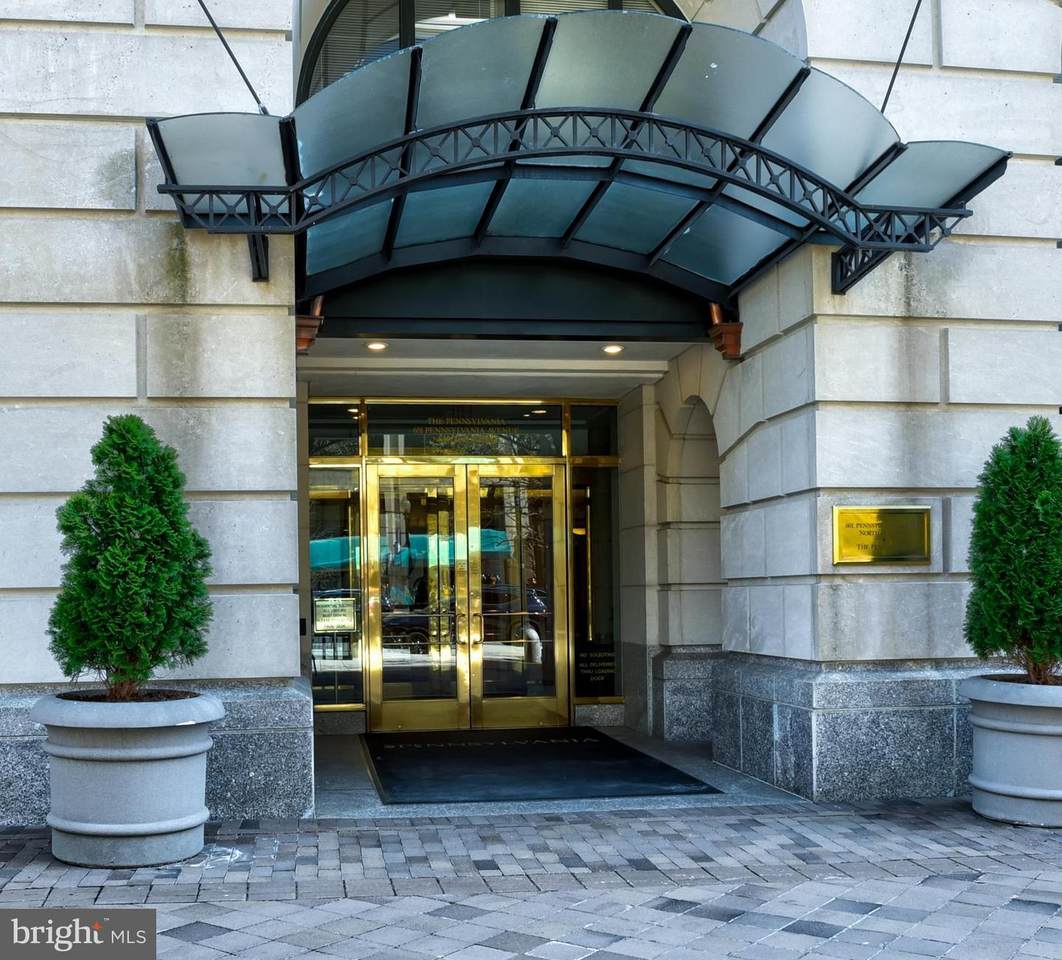 601 Pennsylvania Avenue - Photo 1