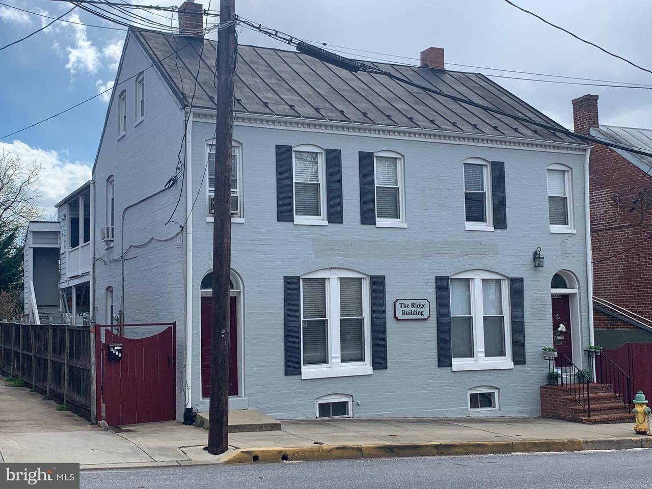 416-418 Patrick Street - Photo 1