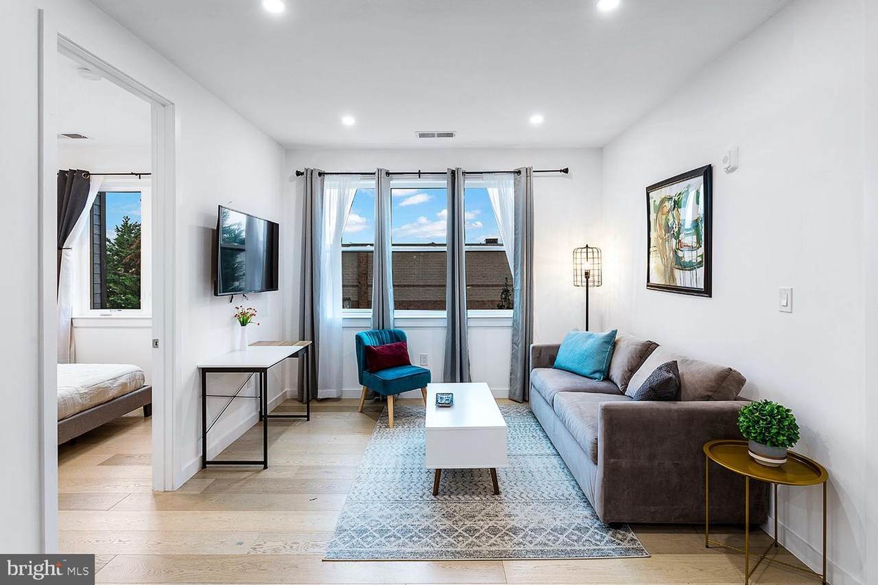1806 I Street - Photo 1