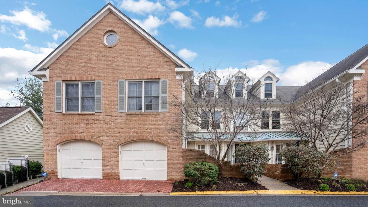 10835 Luxberry Drive - Photo 1