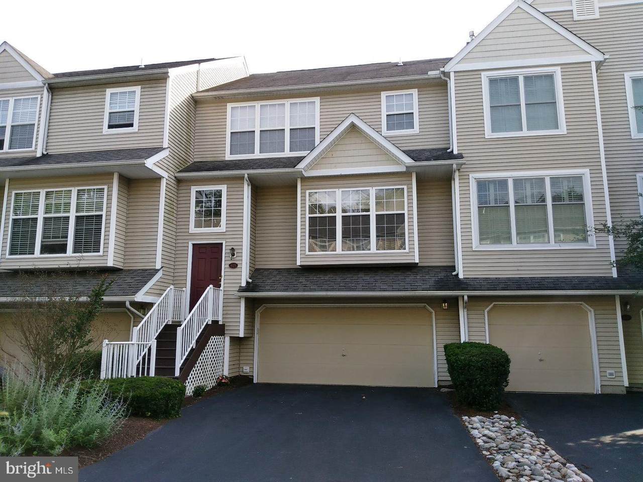 429 Lake George Circle - Photo 1