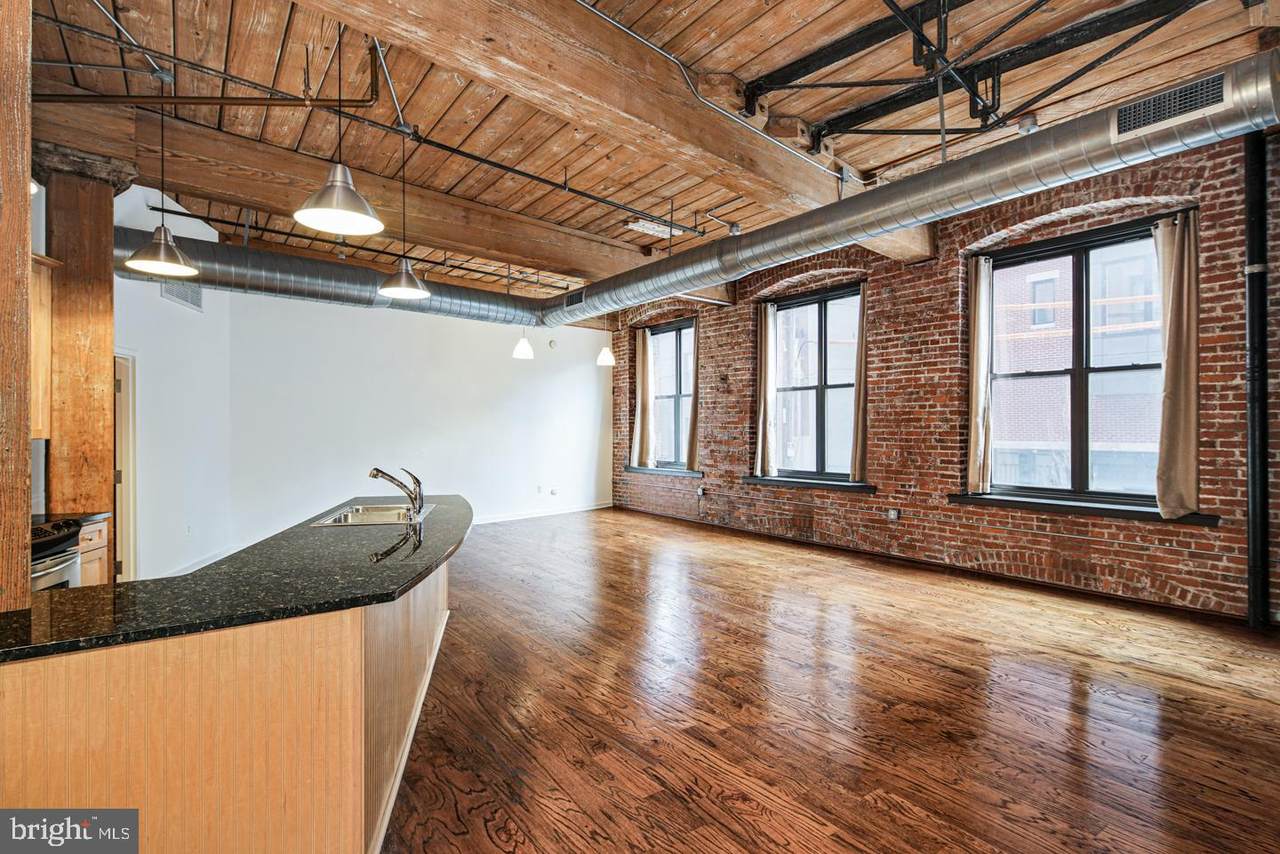 1147-53 4TH Street - Photo 1