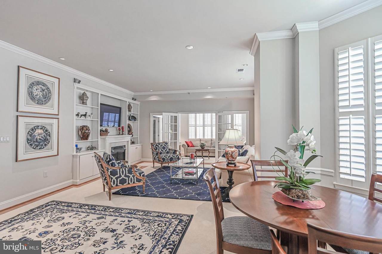 11776 Stratford House Place - Photo 1