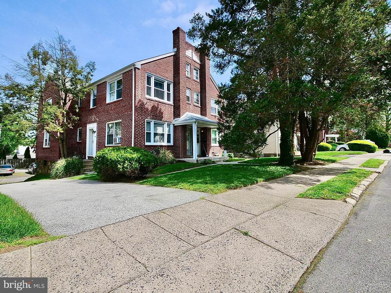 4111 Woodland Avenue - Photo 1