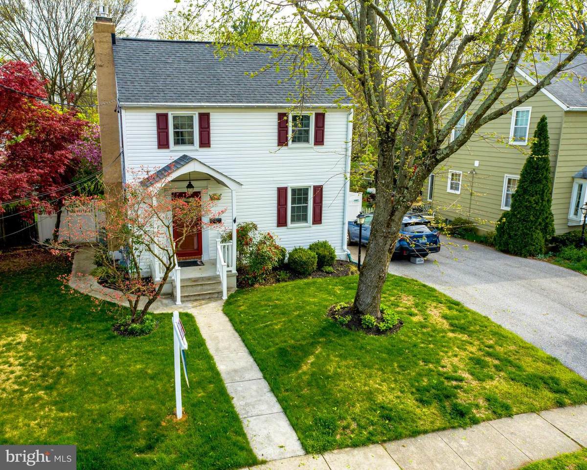403 Locust Drive - Photo 1
