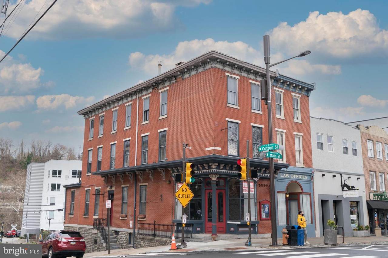 4320 Main Street - Photo 1