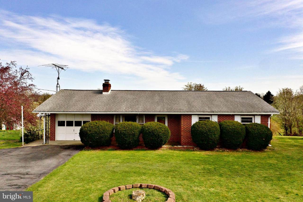 11158 Leetown Road - Photo 1