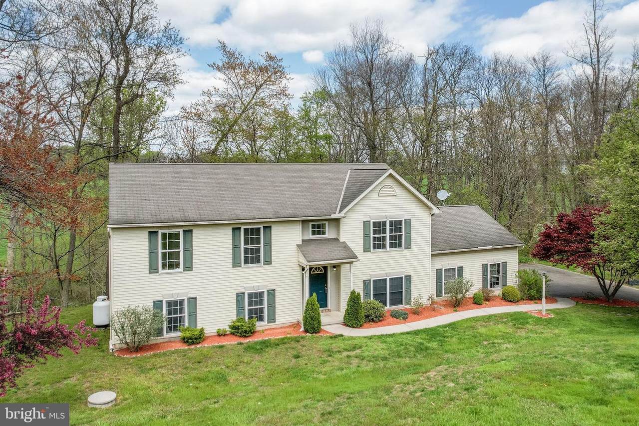 113 Pickering Lane - Photo 1