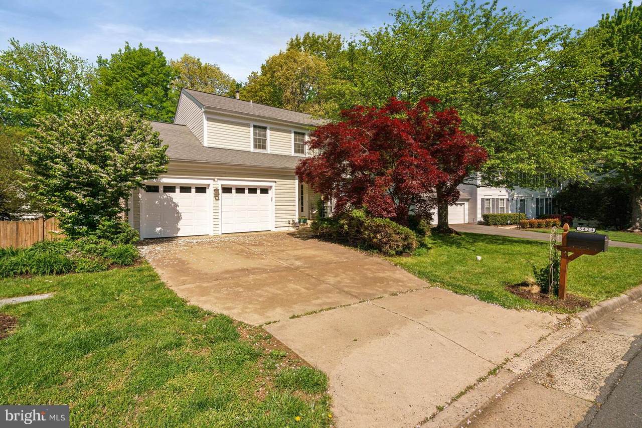 5424 Lomax Way - Photo 1