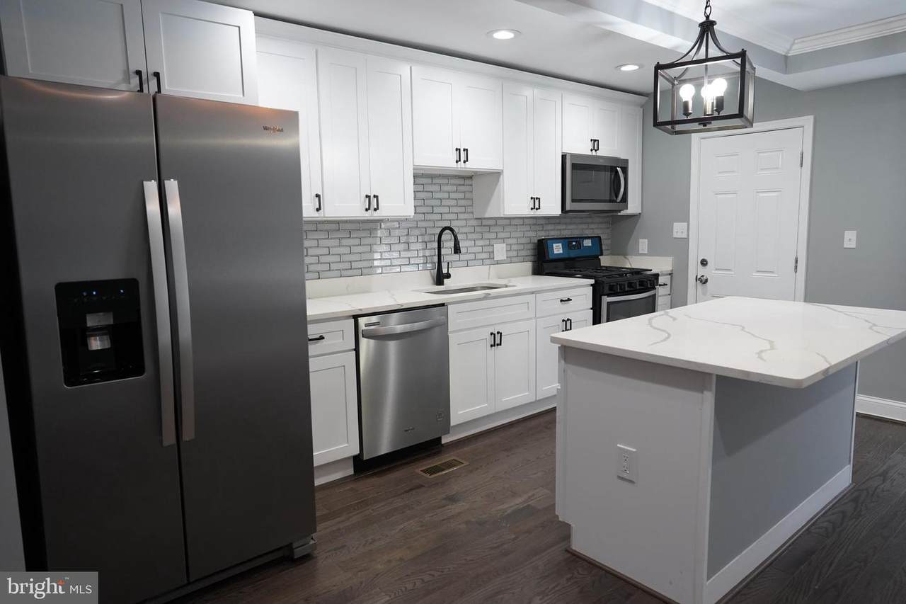 5106 Chalgrove Avenue - Photo 1