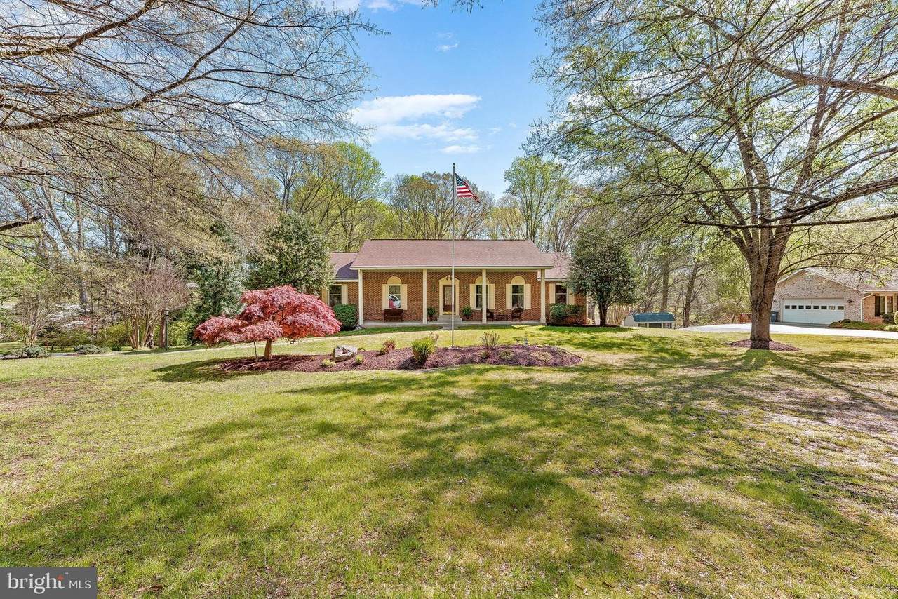 6390 Dant Drive - Photo 1