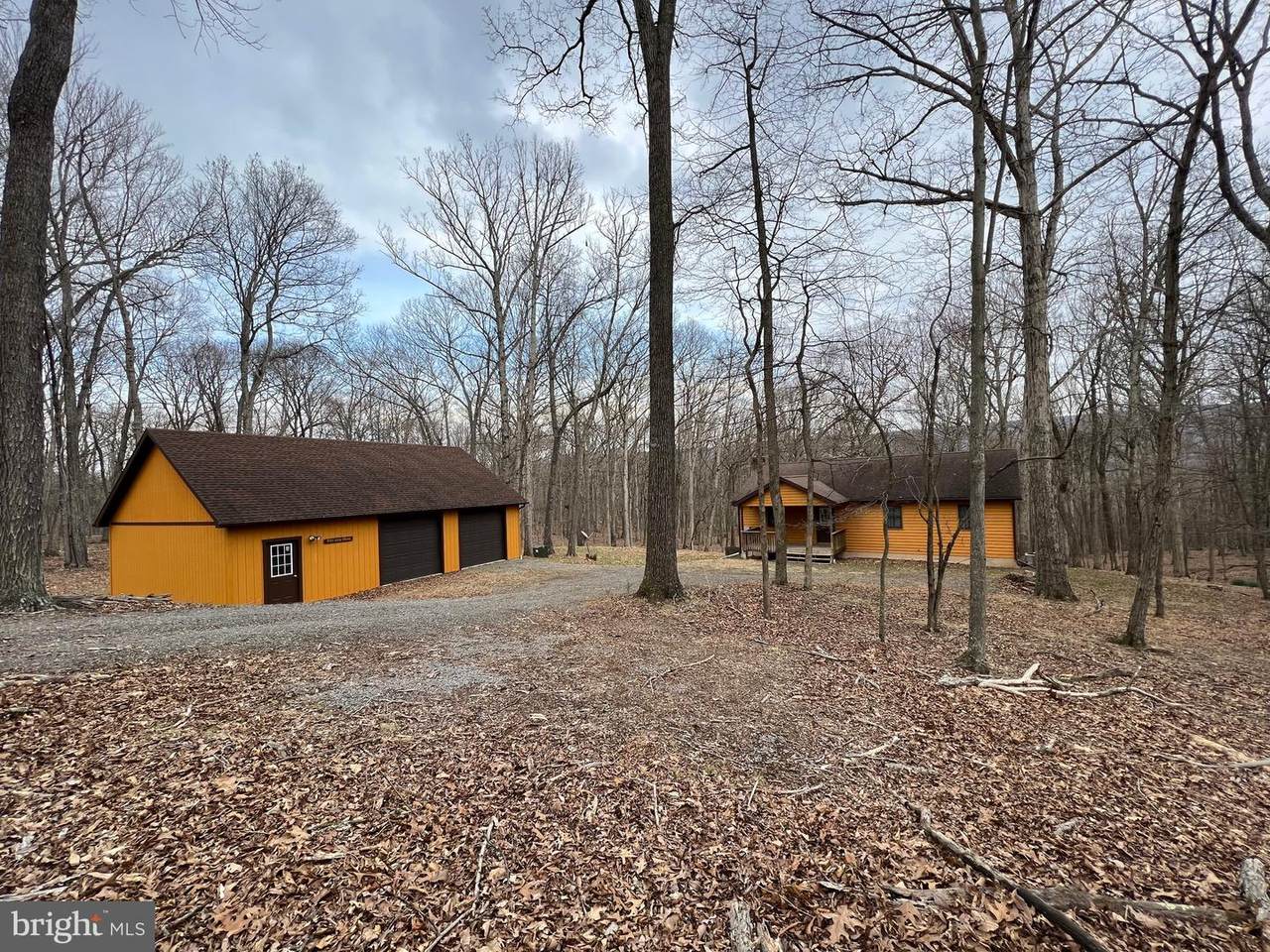 1730 Pioneer Trail - Photo 1