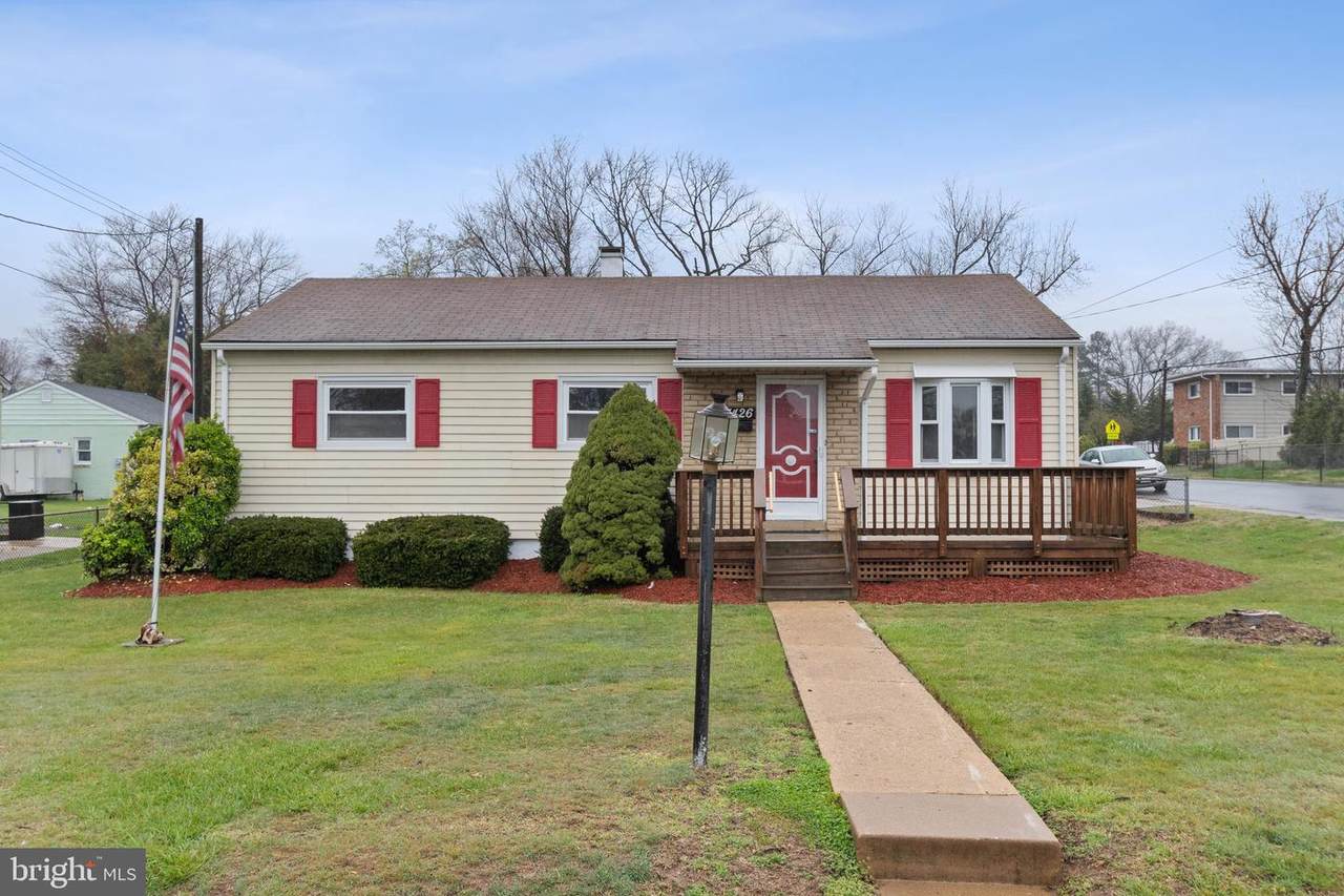 1426 F Street - Photo 1
