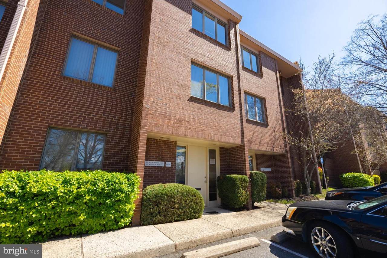 6408-D Seven Corners Place - Photo 1
