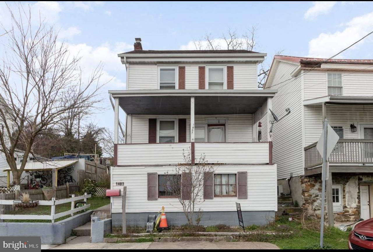 1403 2ND Street - Photo 1