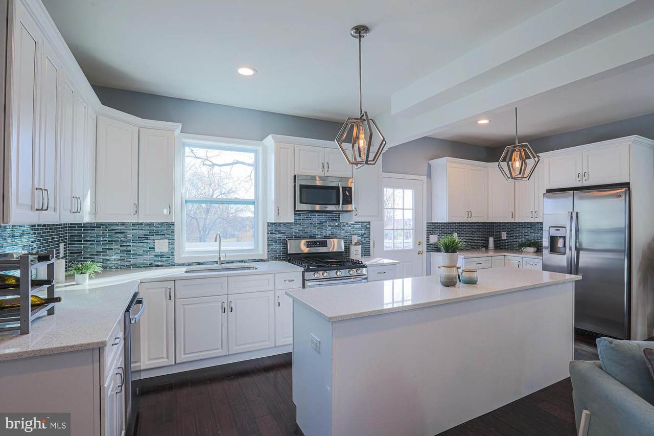 2908 Putty Hill Avenue - Photo 1