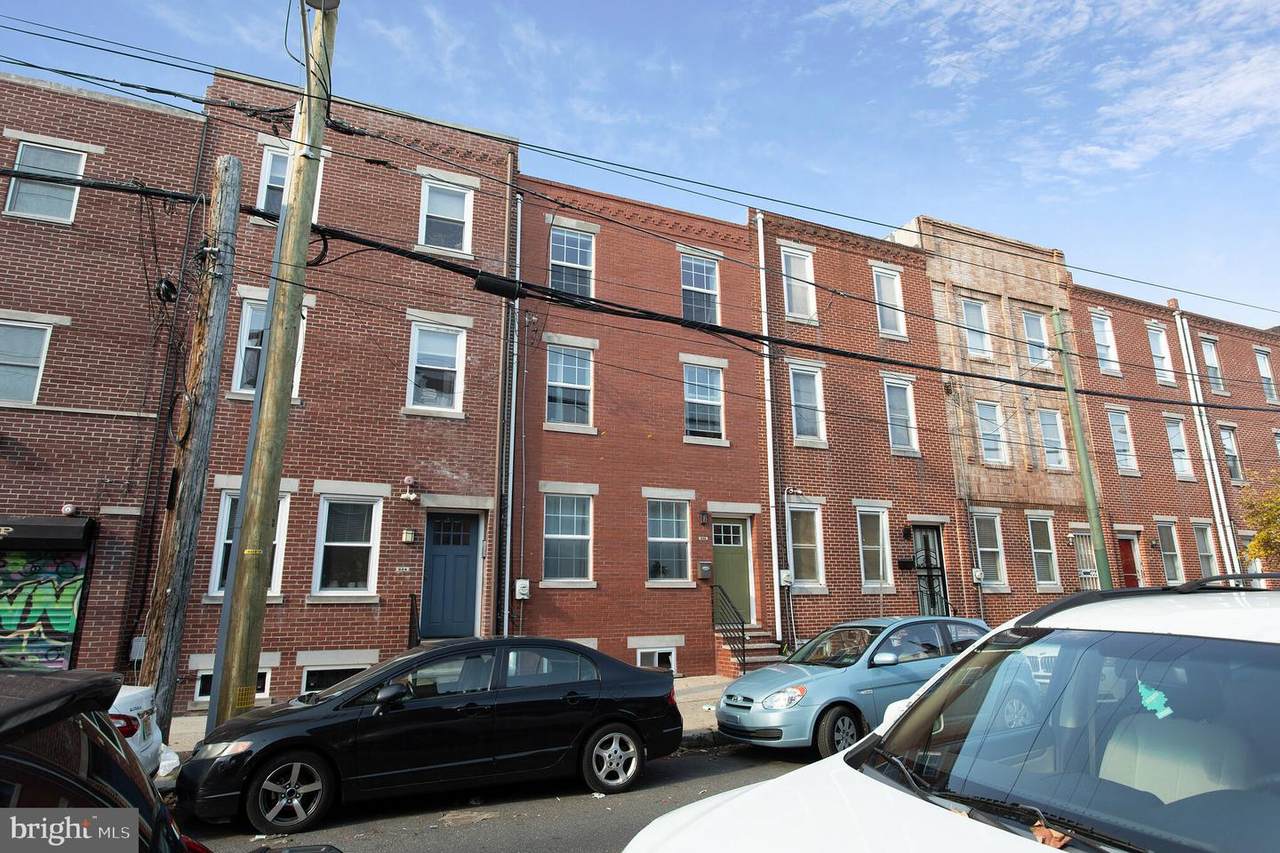 622 12TH Street - Photo 1