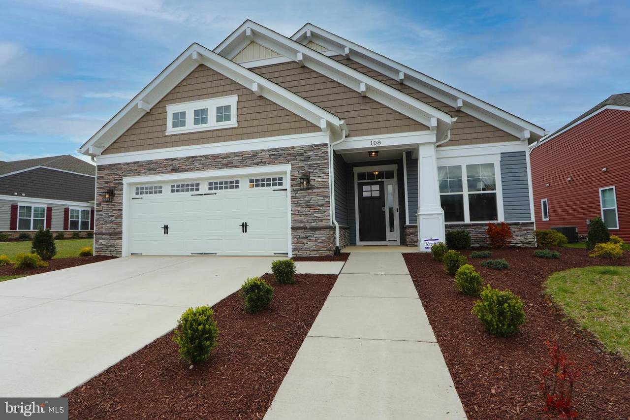 108 Camden Circle - Photo 1