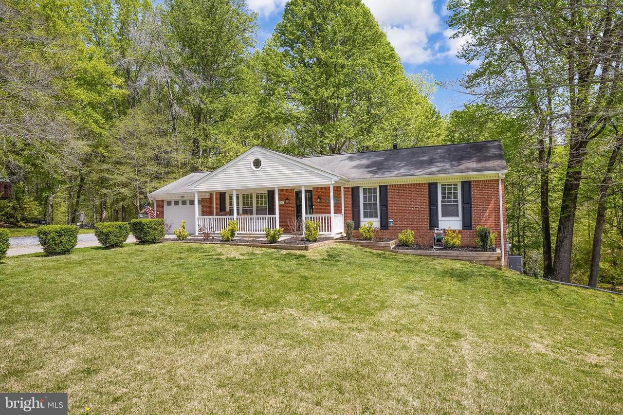 5320 Lily Court - Photo 1