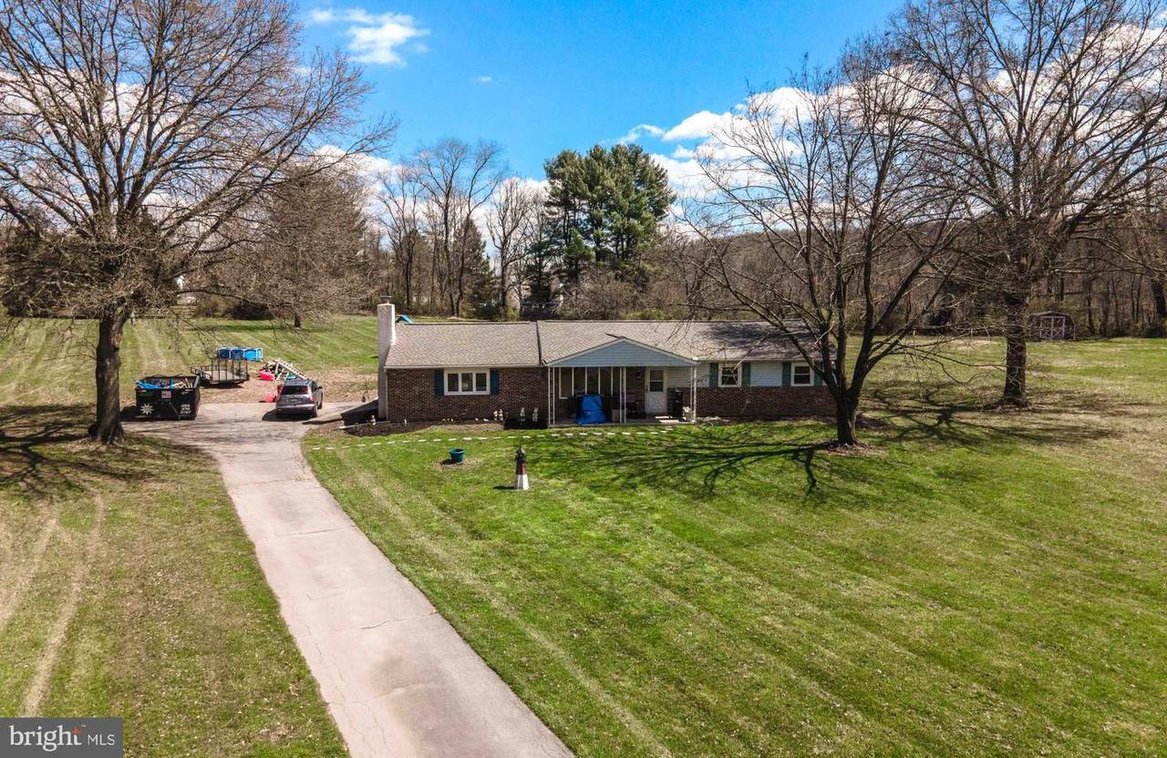 1558 El - Photo 1