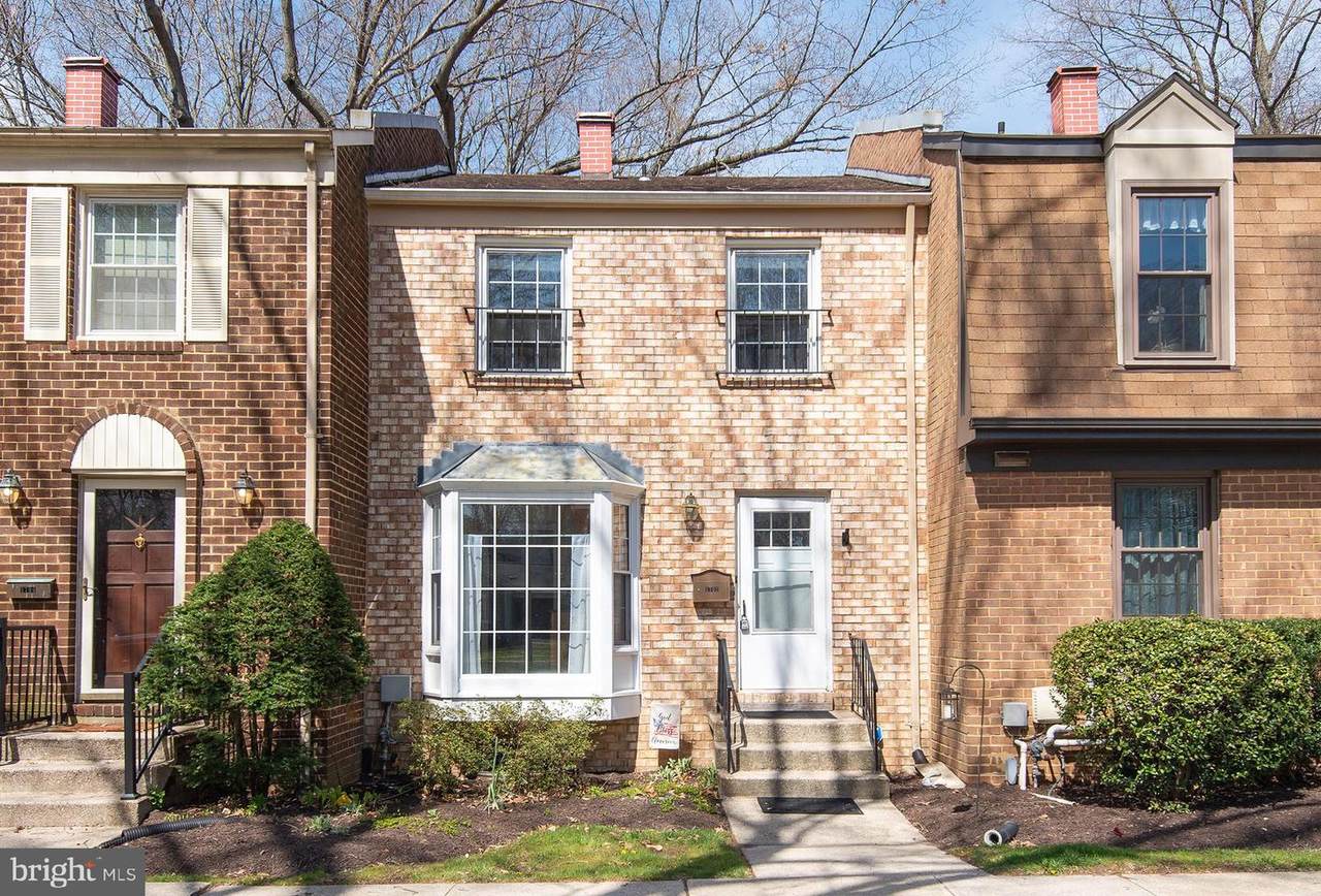 1702 Albermarle Drive - Photo 1