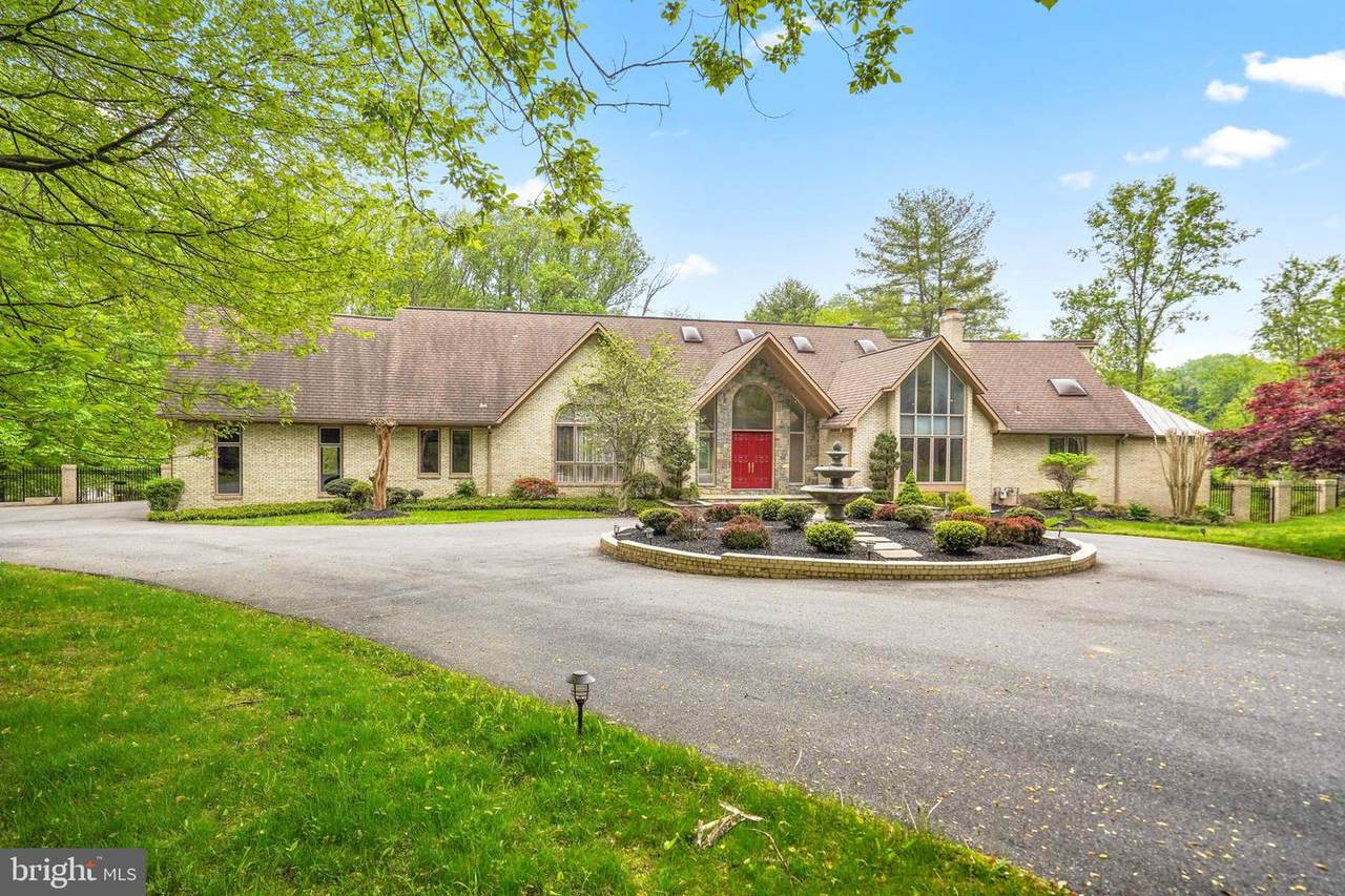 9708 Kendale Road - Photo 1