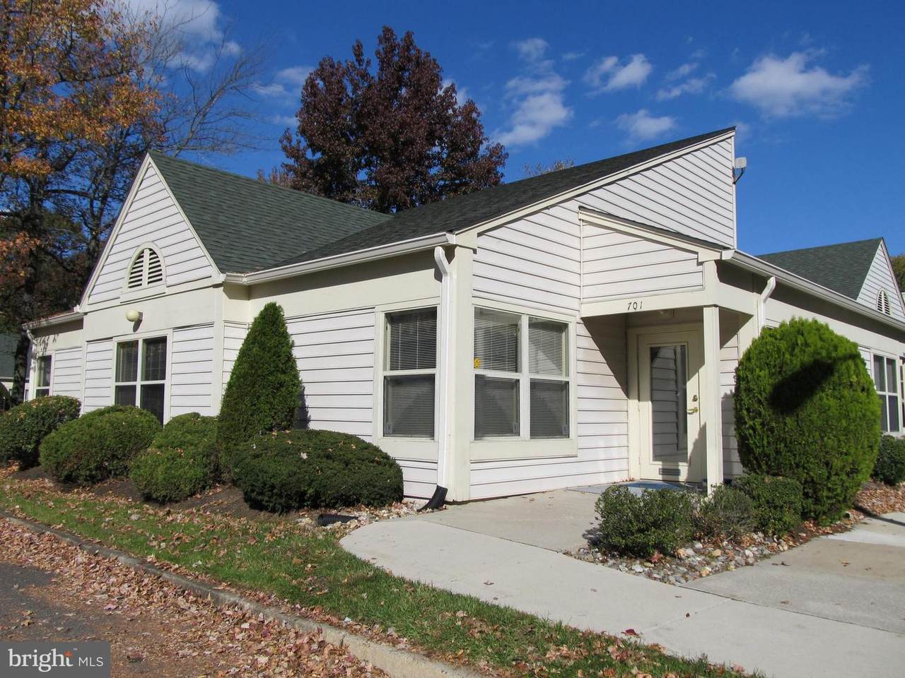 404 Birchfield Drive - Photo 1