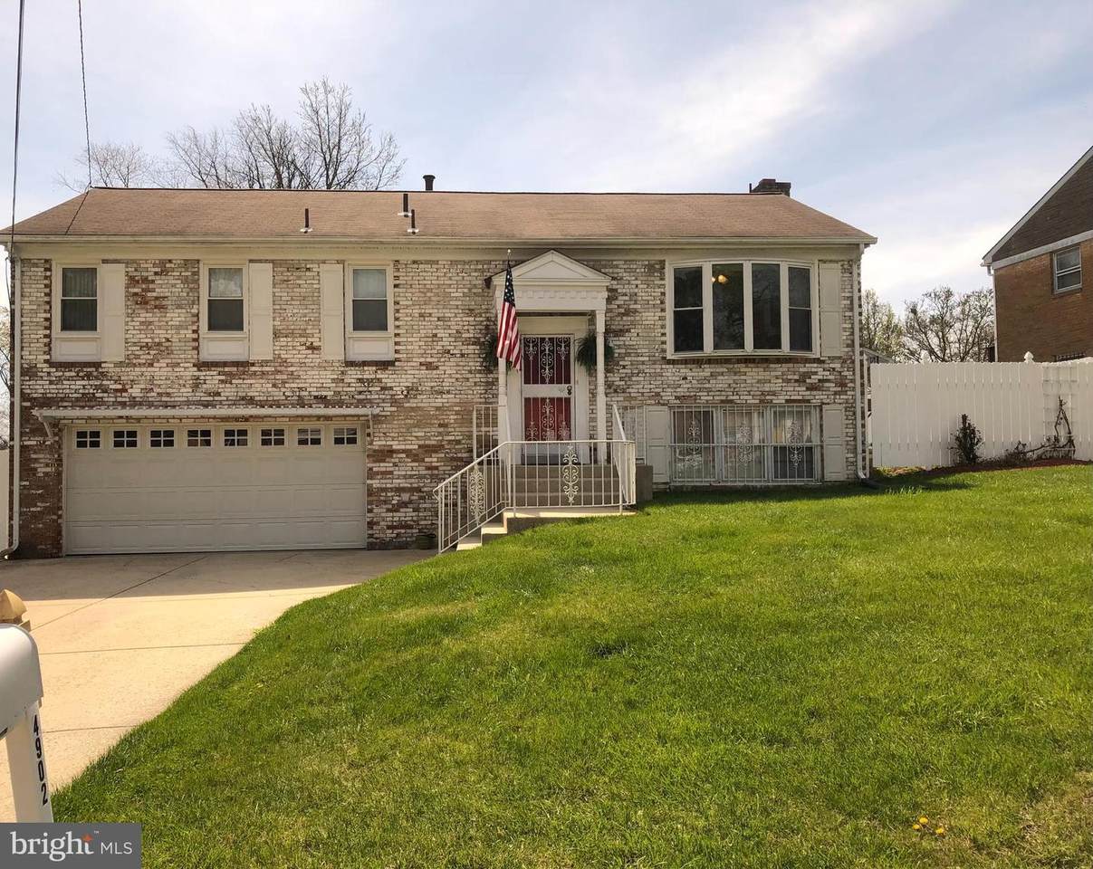 4902 Ashford Drive - Photo 1