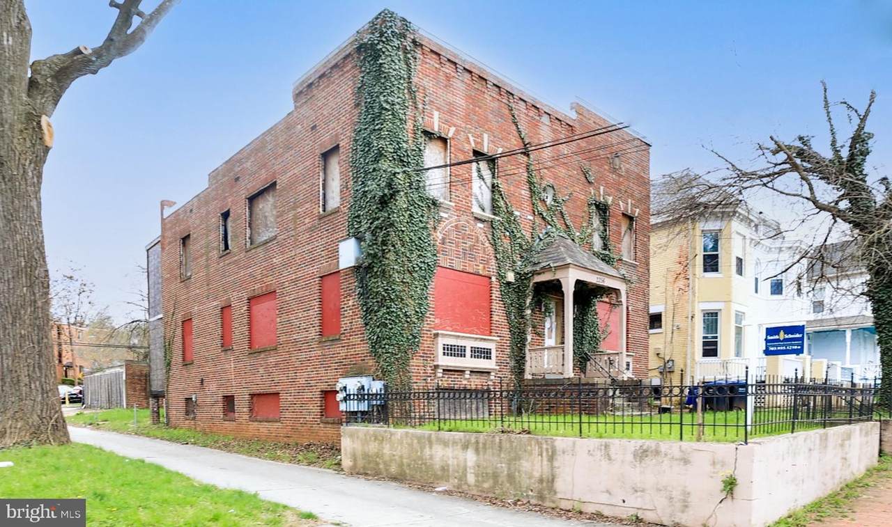 2256 High Street - Photo 1