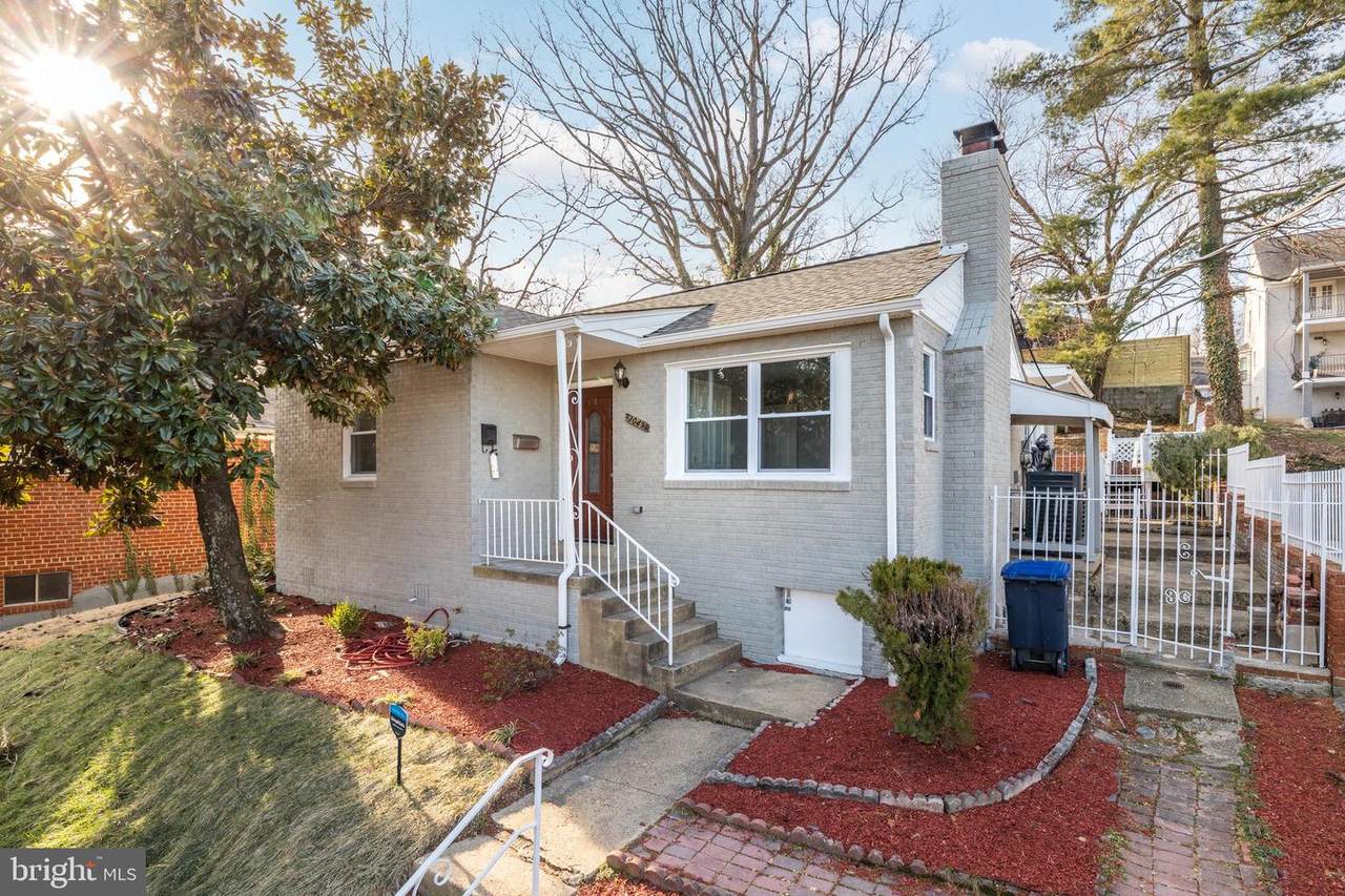 3049 P Street - Photo 1
