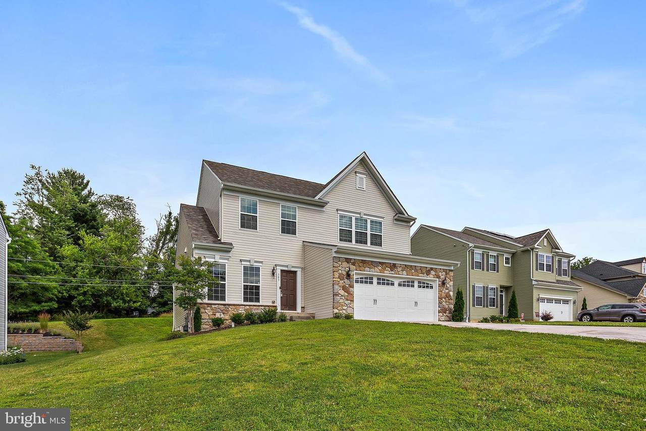 303 Sir Pauls Place - Photo 1