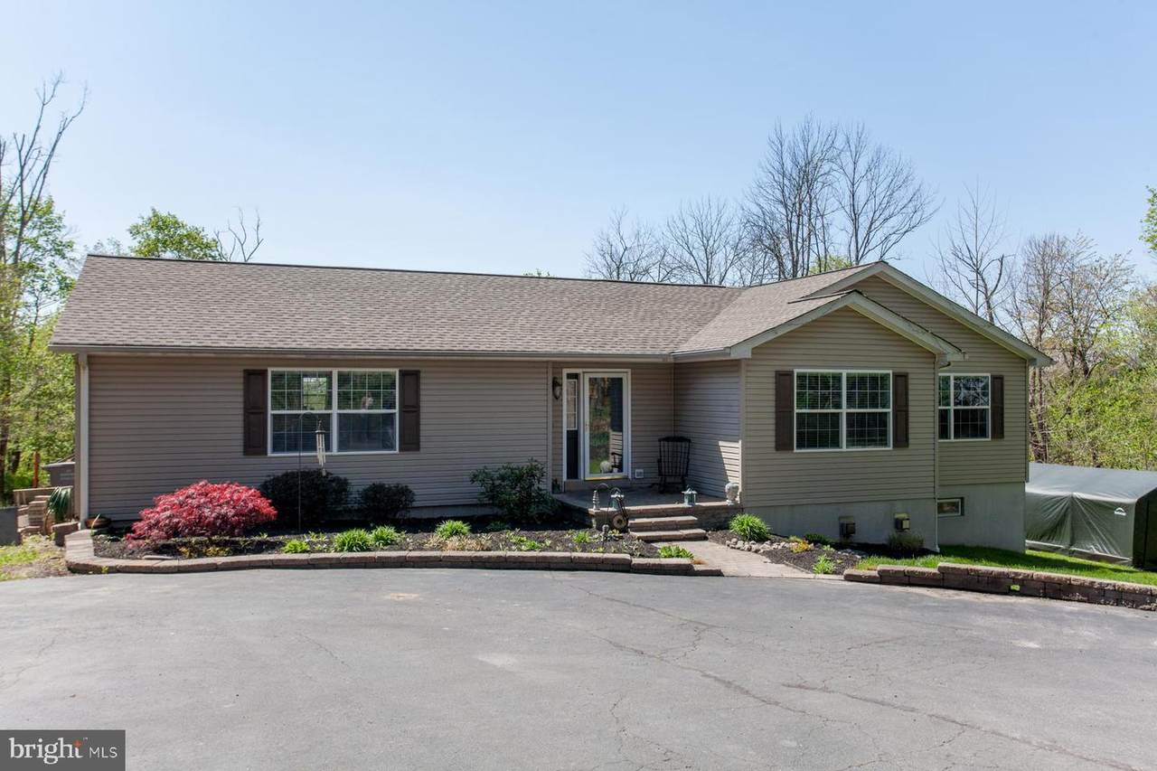 5 Grant Avenue - Photo 1