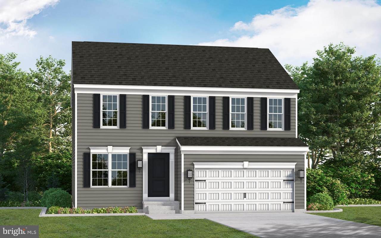 104 Paige Loop - Photo 1