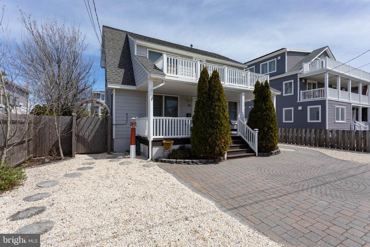 45 15TH Street - Photo 1