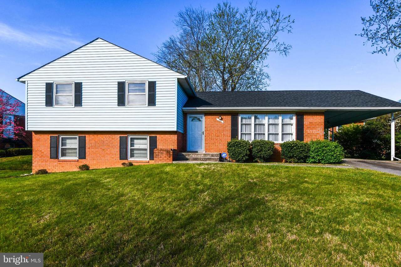 206 Staton Drive - Photo 1