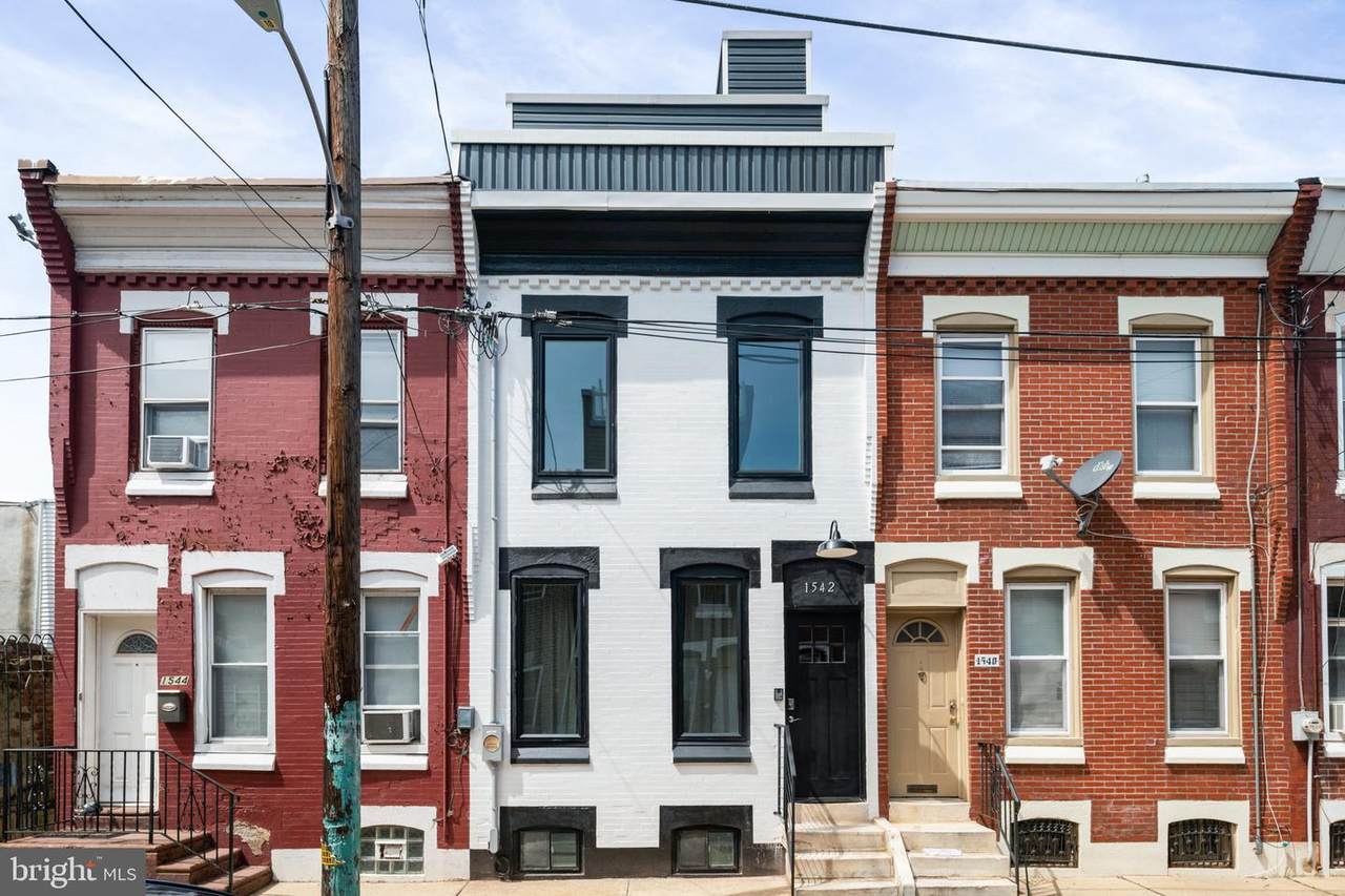1542 Garnet Street - Photo 1