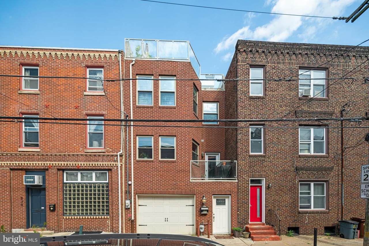 977 Lawrence Street - Photo 1