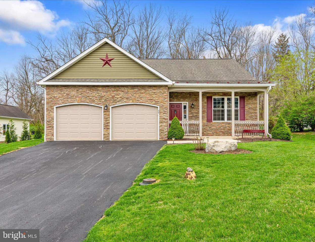 49 Hartzell Gardens Drive - Photo 1