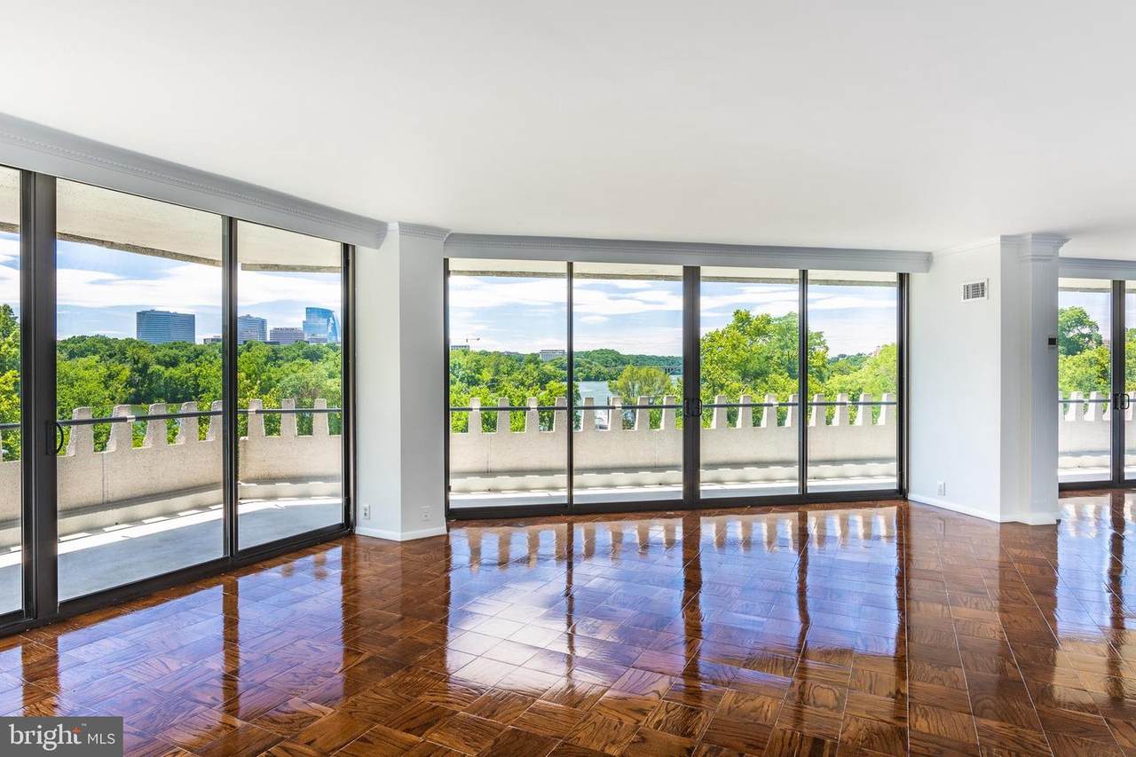 2700 Virginia Avenue - Photo 1