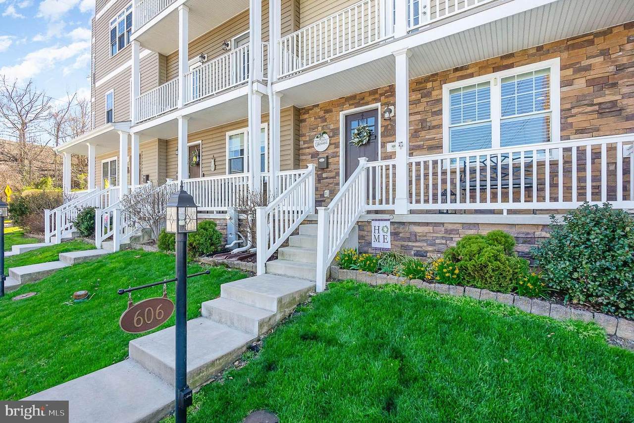 606 Pearl Street - Photo 1